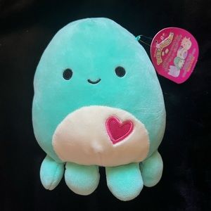 Squishmallow 5" Zobey octopus valentines edition